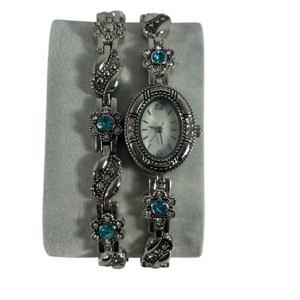Silver Tone Womens Wristwatch Watch Bracelet Set Blue Rhinestones Ornate